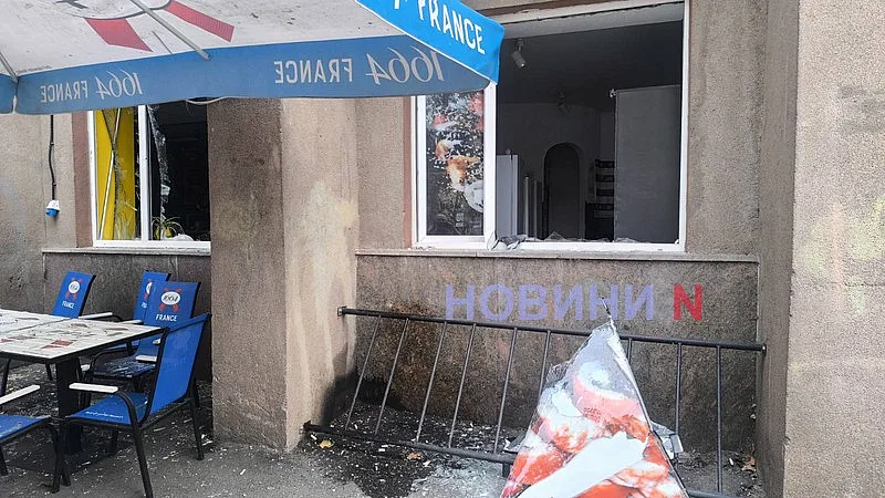 Появились фото и видео последствий ночной атаки на Николаев.ОБНОВЛЕНО