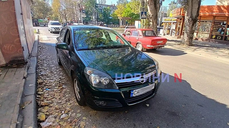 В Николаеве на проспекте Богоявленском столкнулись два Opel