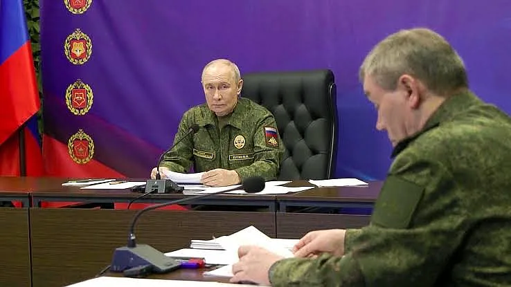 Путин приказал продолжить массированные удары по Украине