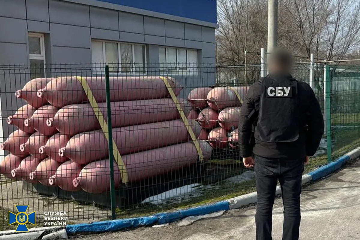 Хищение газа из магистрального трубопровода на 65 млн гривен: на Днепропетровщине сообщили о подозрении 13 участникам группы