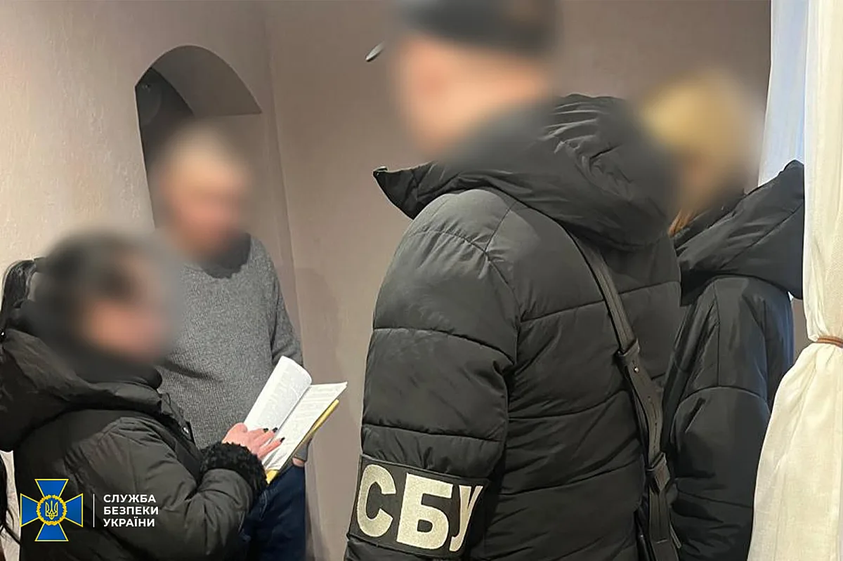 Хищение газа из магистрального трубопровода на 65 млн гривен: на Днепропетровщине сообщили о подозрении 13 участникам группы