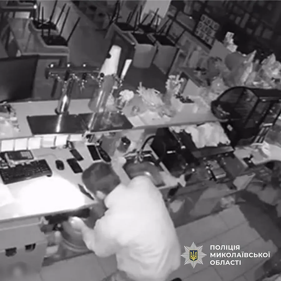 В Николаеве задержали подозреваемого в краже из кафе и проникновении в дом