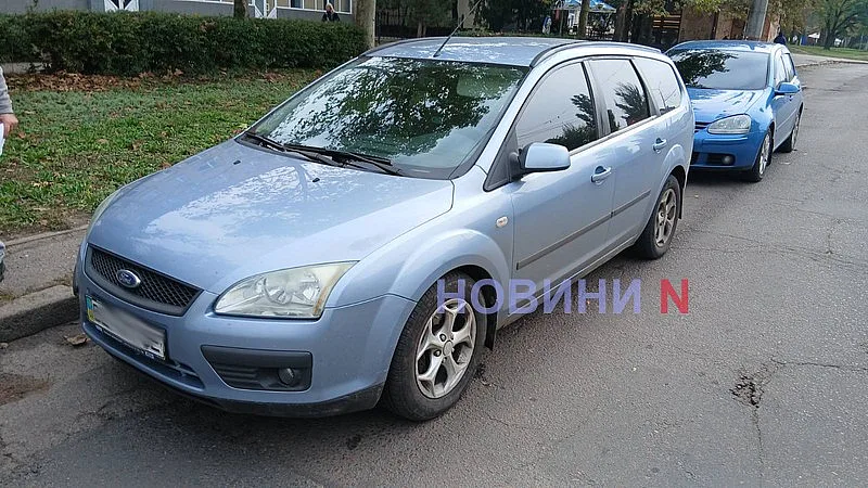 В Николаеве пассажир «Форда» спровоцировал ДТП с «Фольксвагеном»