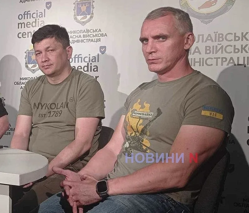 Виталий Ким и Александр Сенкевич. Фото из архива