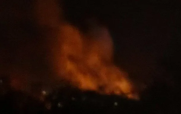 В оккупированном Луганске после атаки дронов пропала связь и начались перебои со светом