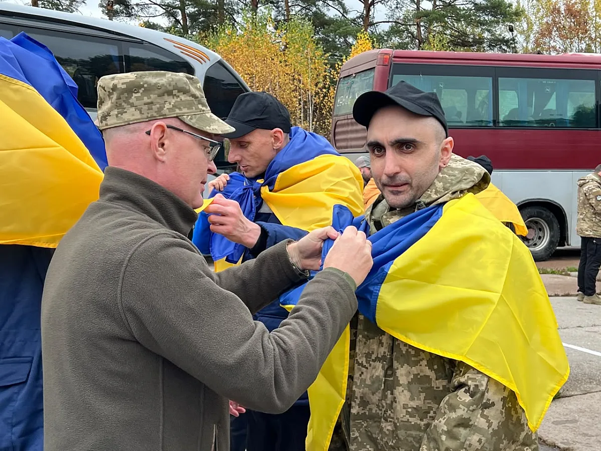 Украина вернула из российского плена 270 человек: среди них - пятеро, которых считали погибшими в Еленовке