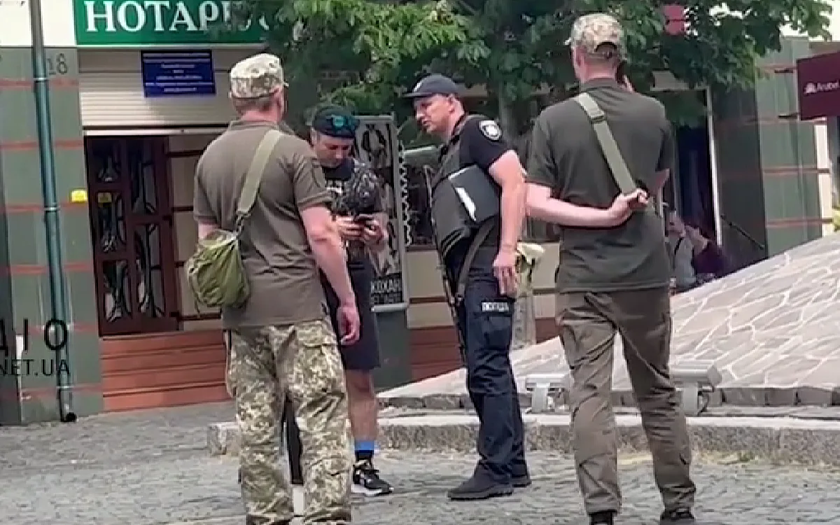 Правительство отменяет 100% бронирование для энергетики и ОПК