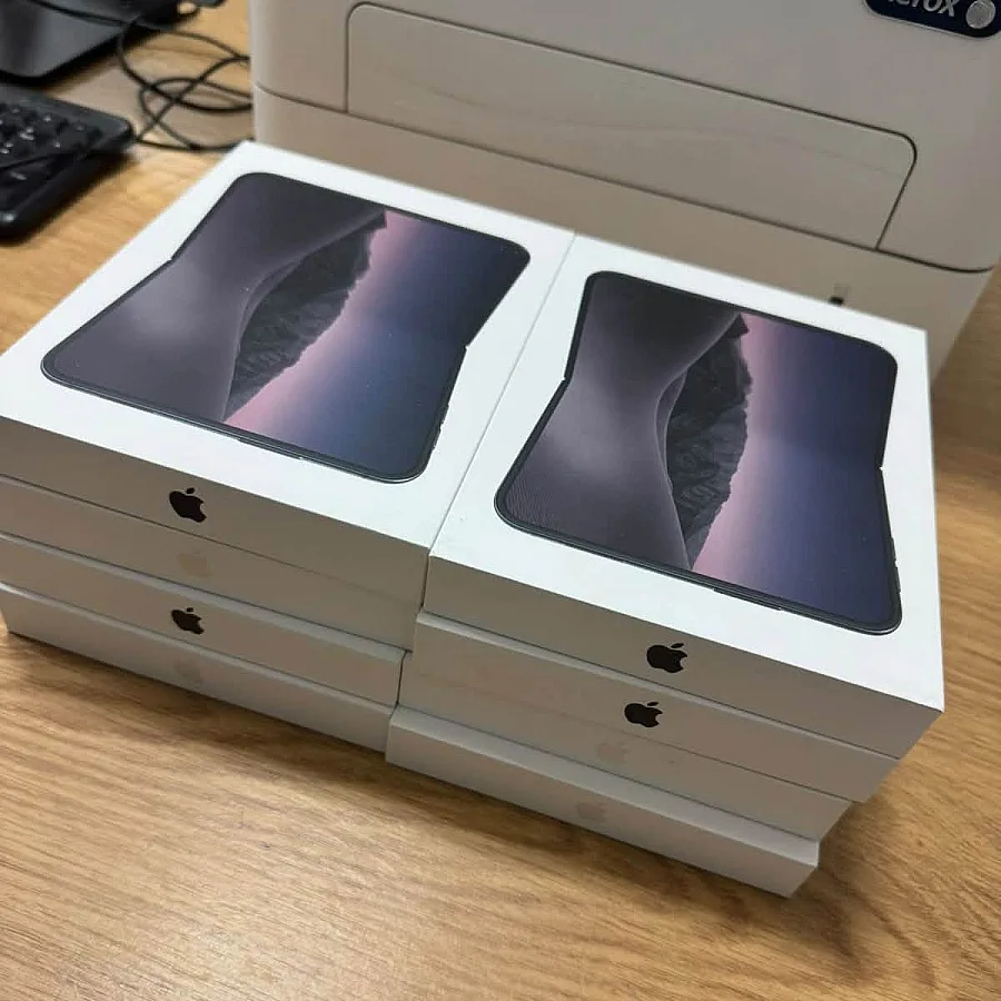 11 iPhone Duo стоимостью 1,4 млн гривен пытались незаконно ввезти в Украину
