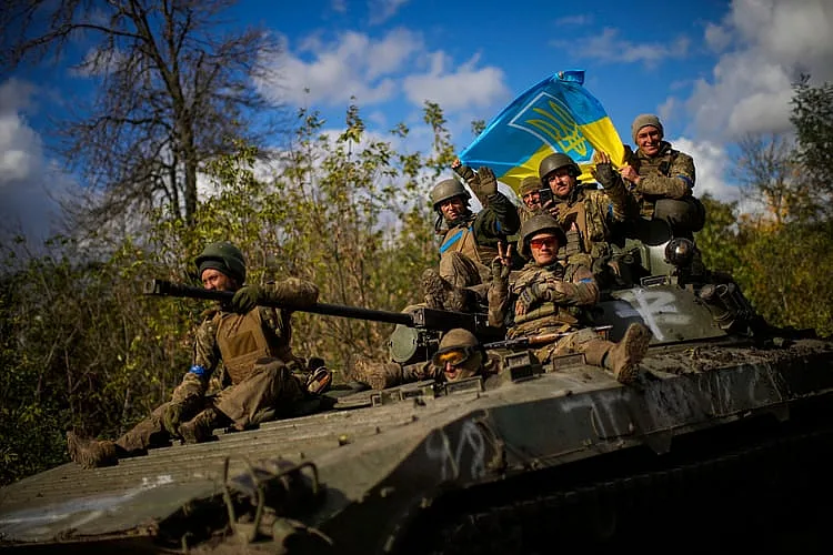 Украина не согласится на ограничение армии, — Зеленский