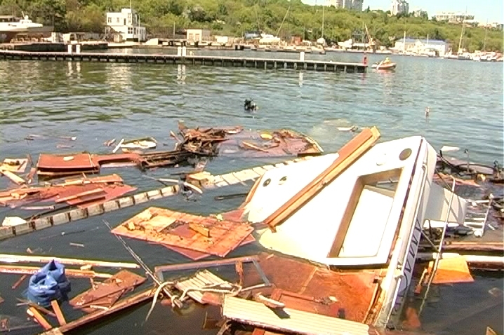 В Одессе взорвалась яхта: один человек в больнице ВИДЕО