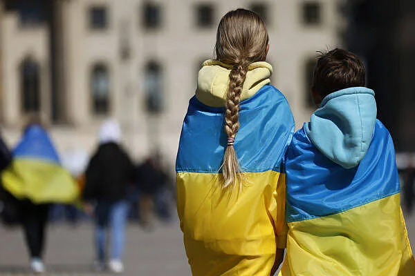 Из оккупации вернули 19 украинских детей: россияне заставляли их учиться воевать