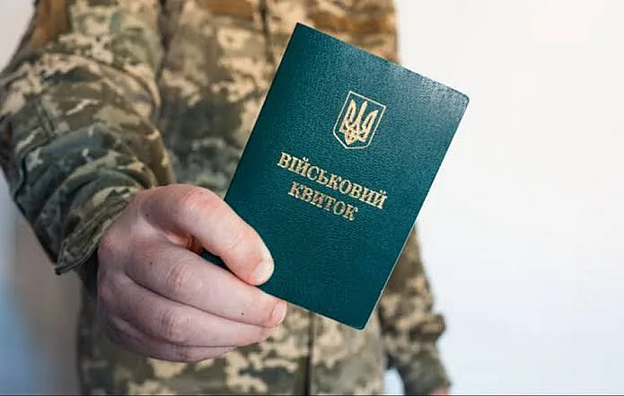 В Одессе незрячий мужчина заявил о пятидневном удержании в ТЦК: суд обязал ДБР отреагировать