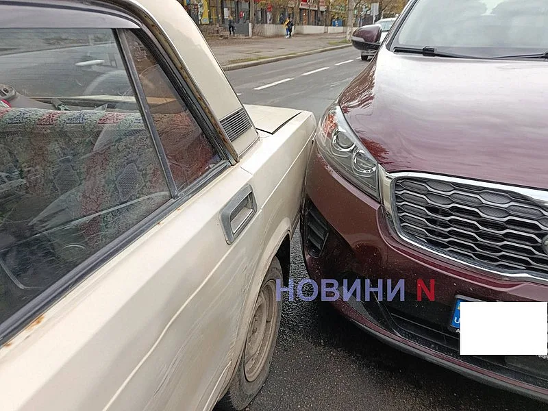 ВАЗ и Kia столкнулись в центре Николаева