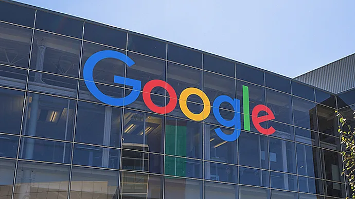 Акции Google упали более чем на 10%