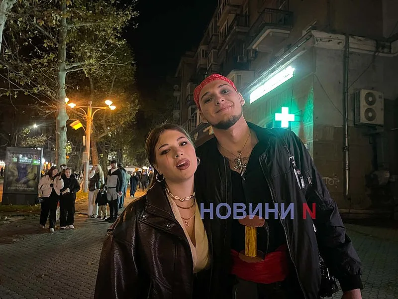 Костюмы, музыка и жуткая атмосфера: как Николаев празднует Хэллоуин (фоторепортаж)