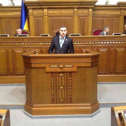 Николай Жук на парламентских слушаниях выступил за льготы работодателям, принимающим на работу выпускников вузов