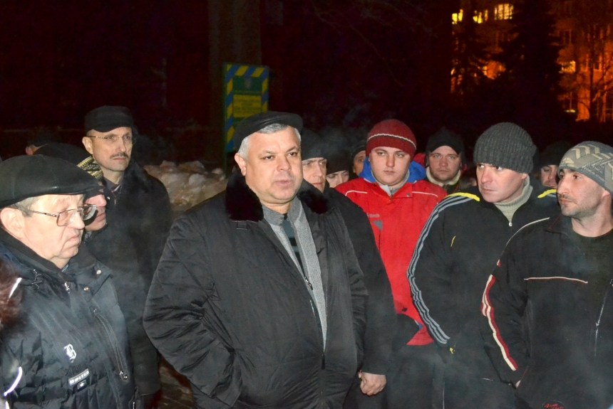 Губернатор Николенко пообщался с людьми, выступающими против захвата админзданий