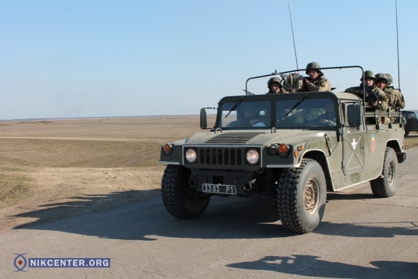 На полигоне под Николаевом проходят учения украинских военных. ФОТОРЕПОРТАЖ