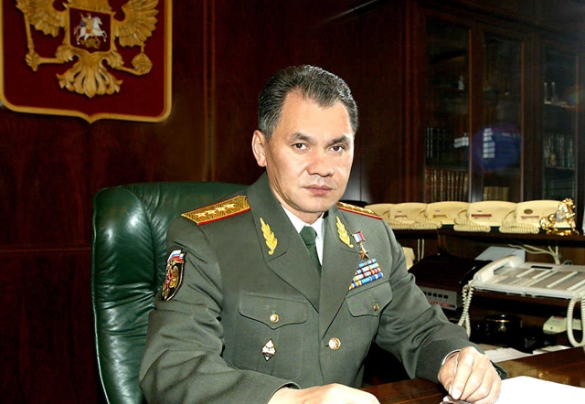 Министр обороны России просит руководство Крыма освободить задержанного главкома ВМС Украины