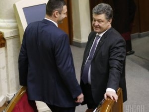 УДАР выдвинул Порошенко в президенты