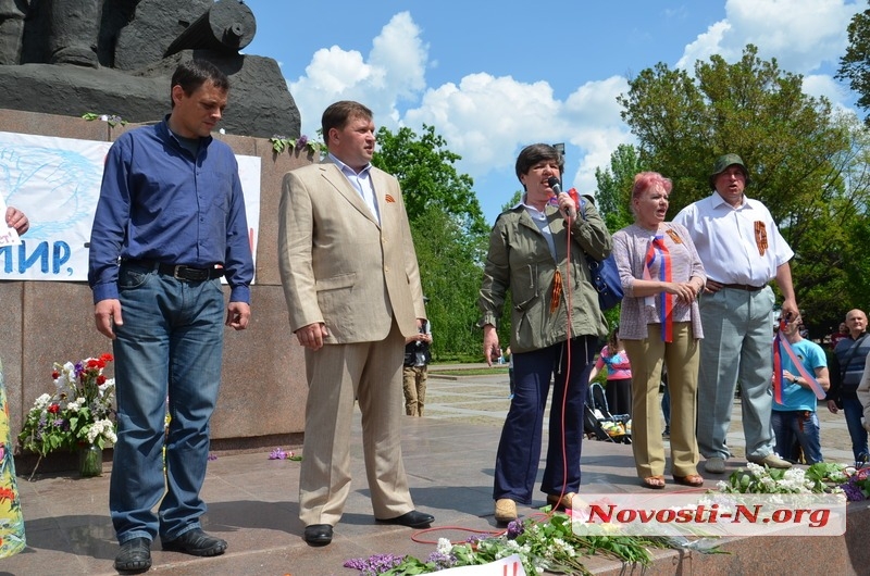 Праздничный митинг «антимайдана» в Николаеве прошел под знаком «большой единой родины»