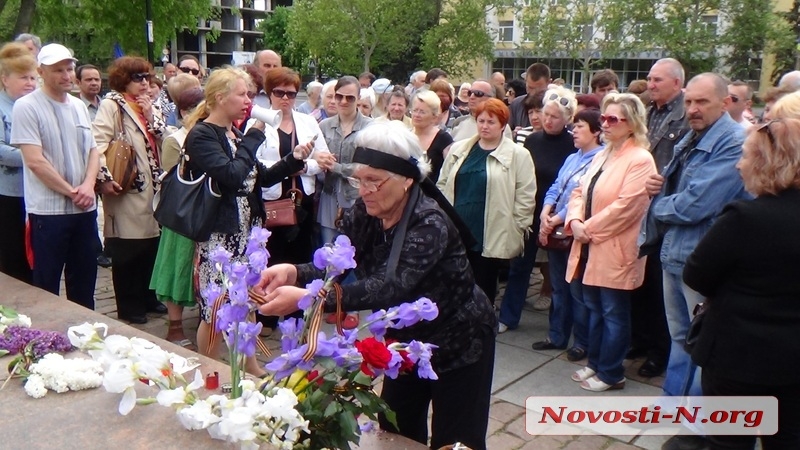 В Николаеве провели скорбный митинг в память об одесских мучениках