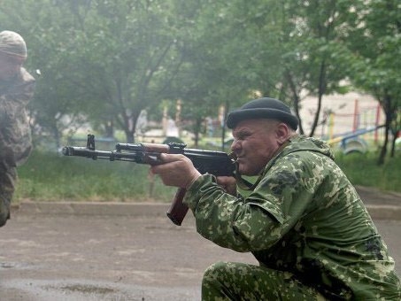 В бою на Донеччине ранены три украинских пограничника