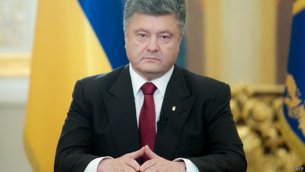 Президент Украины Петр Порошенко прекратил перемирие в зоне АТО