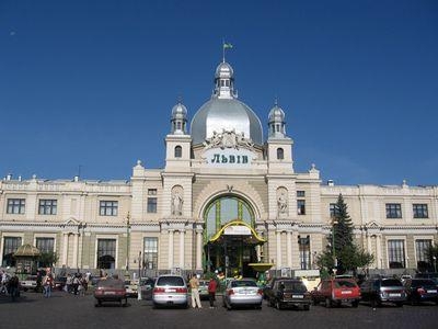 За полтора часа во Львове «заминировали» 10 зданий