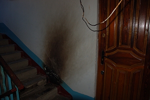 В Николаеве в подъезде жилого дома произошел взрыв