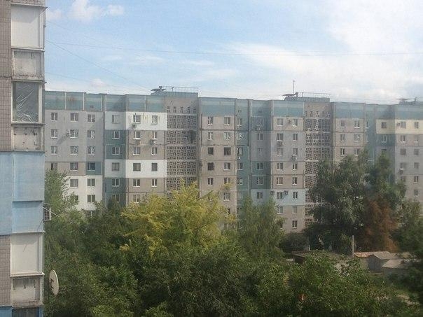 Очевидцы сообщают, что по Донецку перемещается "Град" и ведет стрельбу