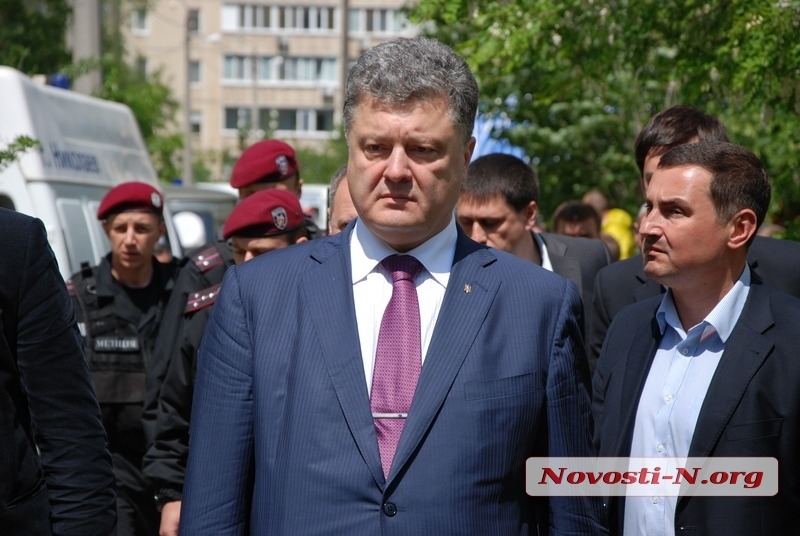 Президент Украины Петр Порошенко завтра прилетит в Николаев