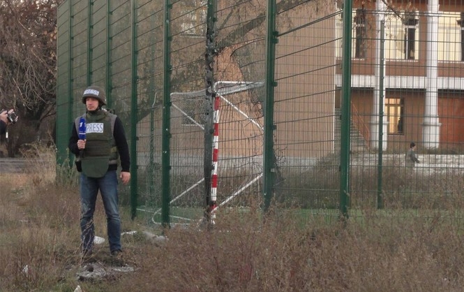 МИД Украины публикует доказательства, что снаряд, попавший в донецкую школу, выпущен с подконтрольной боевикам территории