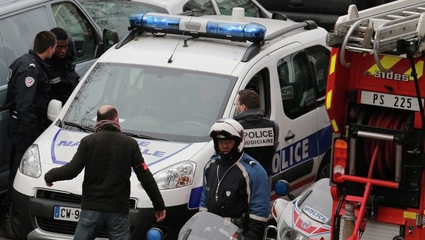 МВД Франции не подтвердило задержание напавших на Charlie Hebdo