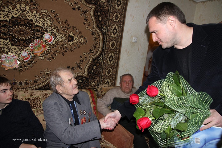 Первым николаевцем, отметившим столетний юбилей в 2015 году, стал Иван Акимович Калиничев