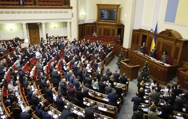 Четыре депутата вышли из фракции Блок Петра Порошенко