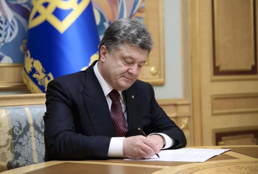 Порошенко запретил в Украине российские фильмы и сериалы о силовиках