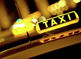 Милиция разыскивает напавших на женщину-таксиста