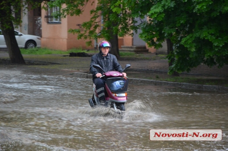 Штормовое предупреждение: синоптики прогнозируют в Николаеве дождь и грозы
