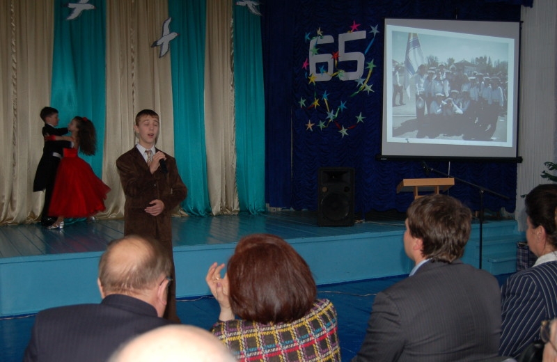 У Миколаєві перевидали «Авіаносець» – легендарну працю наймудрішого суднобудівника