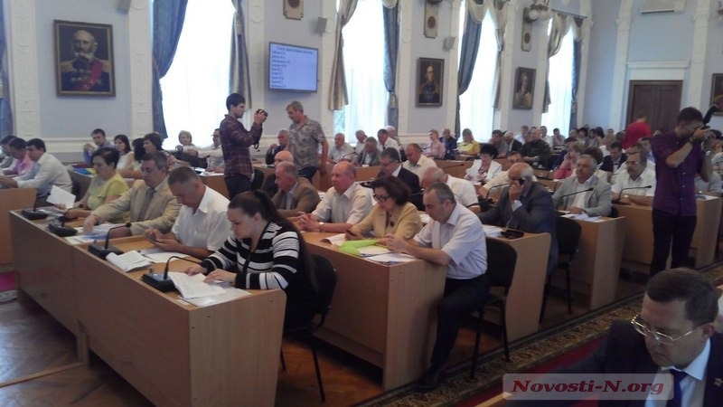 «Не дай Бог, чтоб вы закончили — и сели»: перлы 48-й сессии Николаевского горсовета
