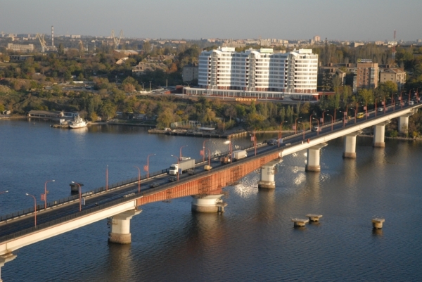 В Николаеве разведут мосты: для участия в торжествах по случаю Дня ВМС зайдут военные корабли