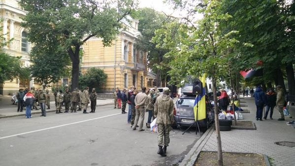 Ярош призвал продолжить акции протеста до отставки Авакова