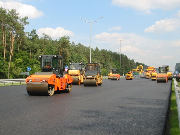 В Украине планируют построить 200 км новых дорог