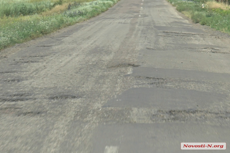 До Национального заповедника «Ольвия» едва ли можно добраться: автомобильная дорога полностью разбита