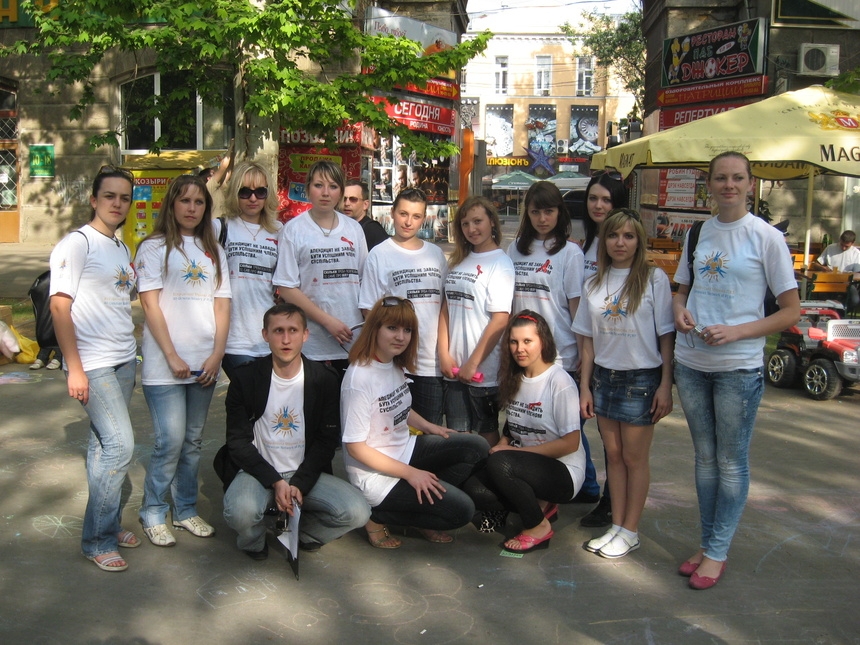В Николаеве прошла акция ко Дню памяти людей, умерших от СПИДа