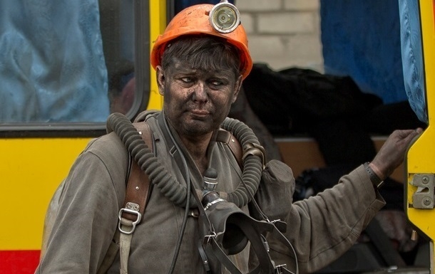 Обстрелы Дзержинска: ранены трое жителей, шахтеров эвакуируют