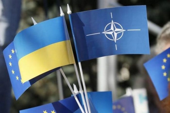В Украине появится полноценное представительство НАТО