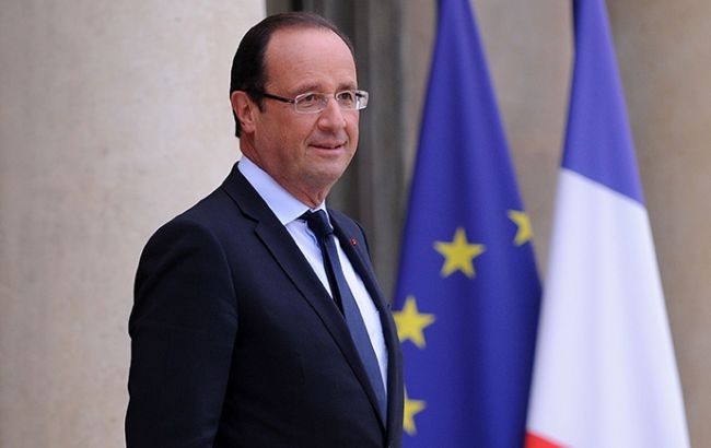 Франция договорилась с Египтом о продаже "Мистралей"