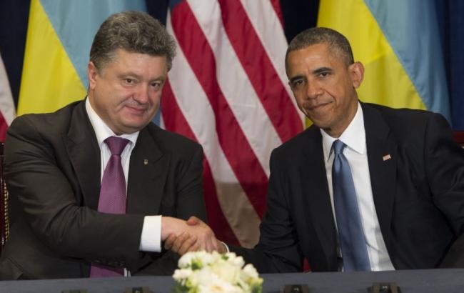 Обама подписал распоряжение о передаче Украине оборонительного вооружения